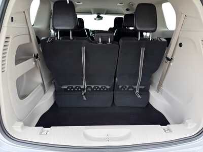 2024 Chrysler Pacifica, $23752. Photo 11