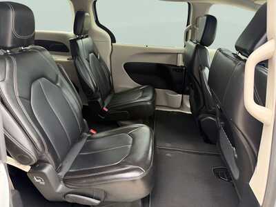 2024 Chrysler Pacifica, $23752. Photo 8