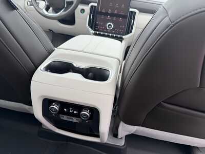 2026 GMC Acadia, $56918. Photo 12