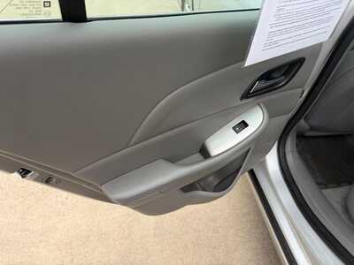 2015 Chevrolet Malibu, $10500. Photo 12