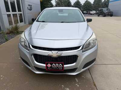 2015 Chevrolet Malibu, $10500. Photo 5