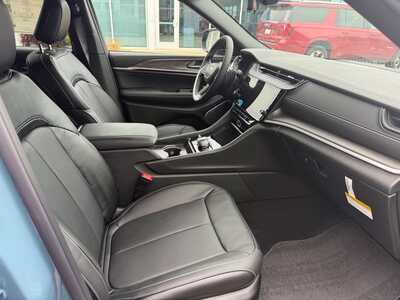 2027 Jeep Grand Cherokee L, $56215. Photo 12