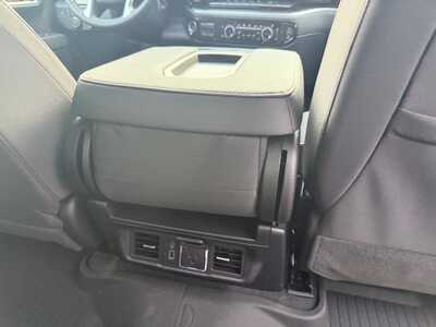 2026 Chevrolet 1500 Crew Cab, $0. Photo 12