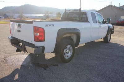 2009 Chevrolet 1500 Ext Cab, $5999. Photo 6