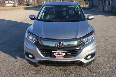 2019 Honda HR-V, $19499. Photo 3