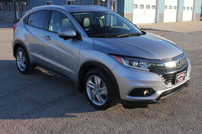2019 Honda HR-V, $19499. Photo 4