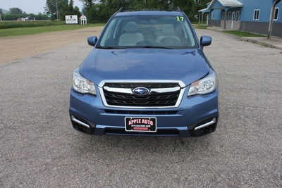 2017 Subaru Forester, $12999. Photo 3