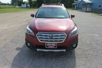 2016 Subaru Outback, $9999. Photo 3