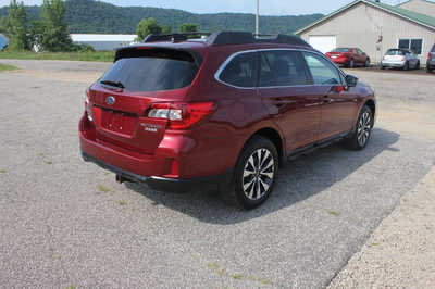 2016 Subaru Outback, $9999. Photo 6