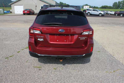 2016 Subaru Outback, $9999. Photo 7