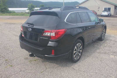 2016 Subaru Outback, $11999. Photo 6