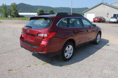 2015 Subaru Outback, $11999. Photo 6