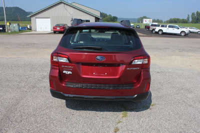 2015 Subaru Outback, $11999. Photo 7