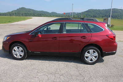 2015 Subaru Outback, $11999. Photo 9