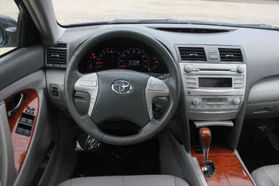 2011 Toyota Camry, $12499. Photo 10