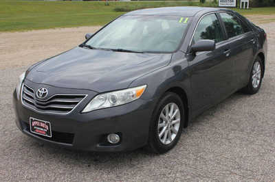 2011 Toyota Camry, $12499. Photo 2