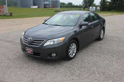 2011 Toyota Camry, $12499. Photo 1