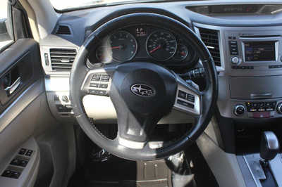 2014 Subaru Outback, $7999. Photo 11