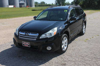 2014 Subaru Outback, $7999. Photo 2