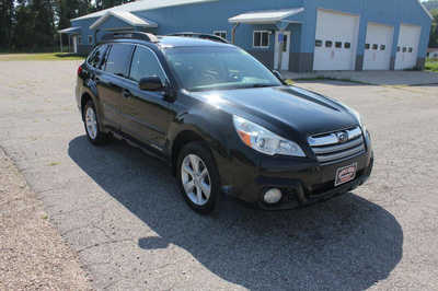 2014 Subaru Outback, $7999. Photo 4