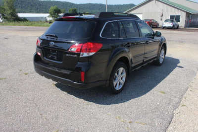 2014 Subaru Outback, $7999. Photo 6