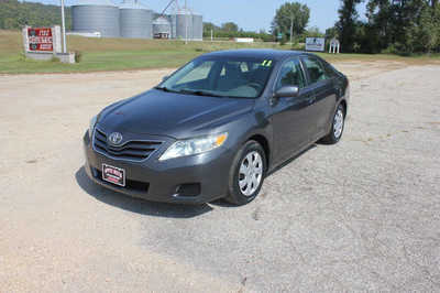 2011 Toyota Camry, $7499. Photo 1