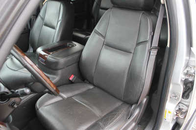 2014 GMC Yukon XL, $14999. Photo 11