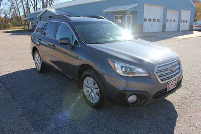 2015 Subaru Outback, $7999. Photo 4