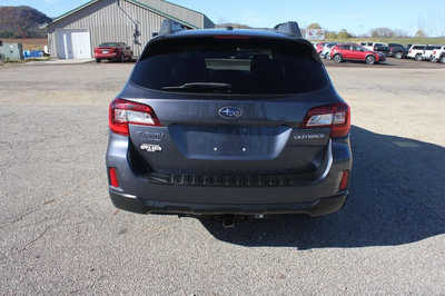 2015 Subaru Outback, $7999. Photo 7
