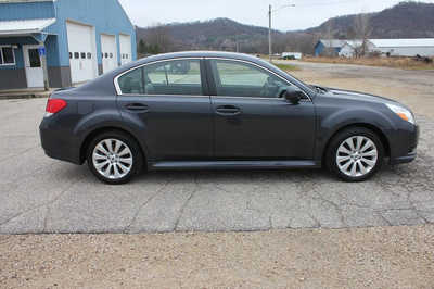 2011 Subaru Legacy, $4499. Photo 5