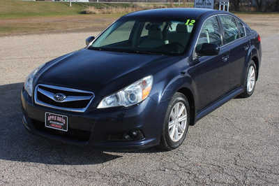 2012 Subaru Legacy, $6999. Photo 2