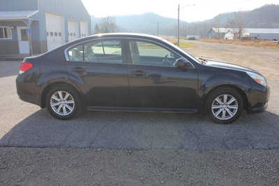 2012 Subaru Legacy, $6999. Photo 5