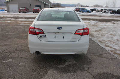2015 Subaru Legacy, $10999. Photo 7
