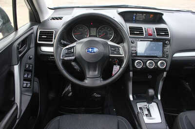 2016 Subaru Forester, $9999. Photo 10