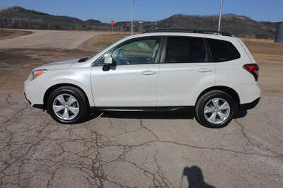 2015 Subaru Forester, $9499. Photo 9
