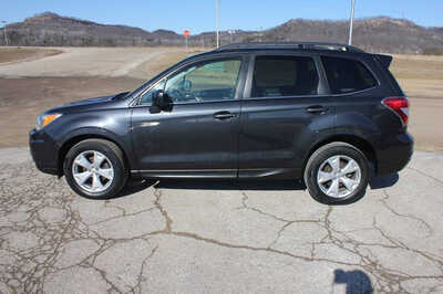 2015 Subaru Forester, $12999. Photo 8