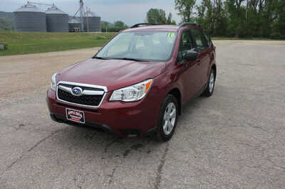 2016 Subaru Forester, $11999. Photo 1