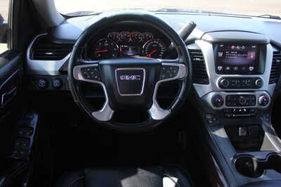 2015 GMC Yukon, $12999. Photo 9