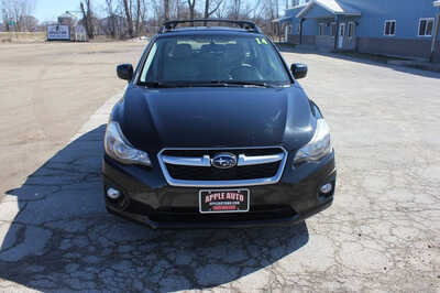 2014 Subaru Impreza, $10999. Photo 2