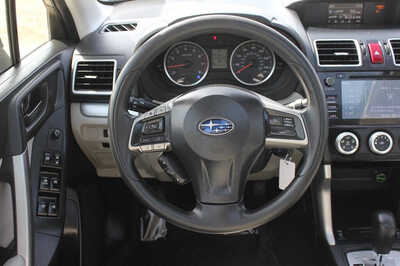 2016 Subaru Forester, $10999. Photo 10