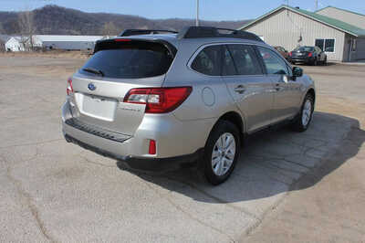 2015 Subaru Outback, $6999. Photo 5