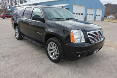 2013 GMC Yukon XL, $6999. Photo 3