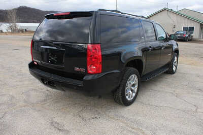 2013 GMC Yukon XL, $6999. Photo 5