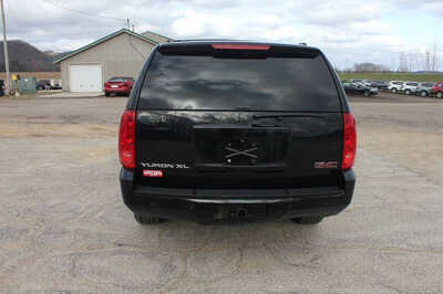 2013 GMC Yukon XL, $6999. Photo 6