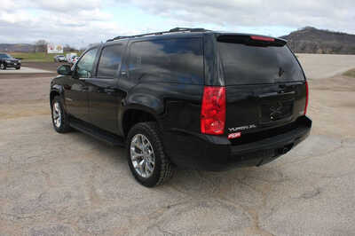 2013 GMC Yukon XL, $6999. Photo 7