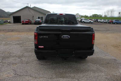 2016 Ford F150 Crew Cab, $15999. Photo 6