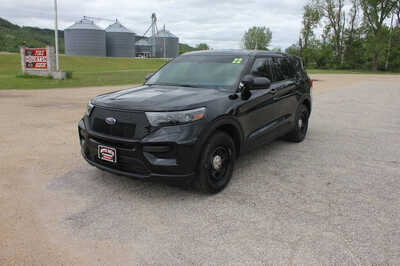 2022 Ford Explorer, $18499. Photo 1