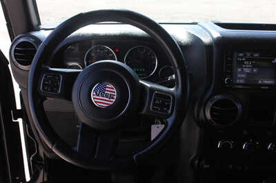2015 Jeep Wrangler, $11999. Photo 10