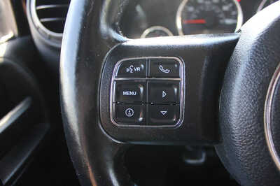 2015 Jeep Wrangler, $11999. Photo 12