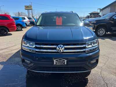 2018 Volkswagen Atlas, $16800. Photo 3